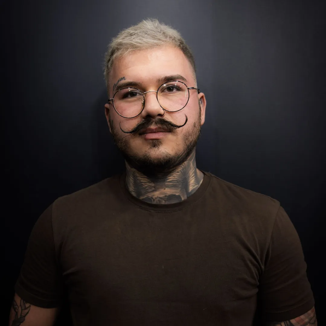 barber Dominik